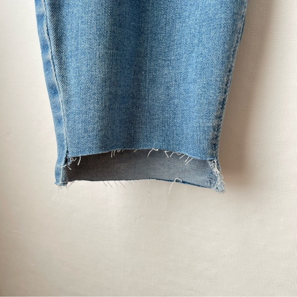 Old Navy High Rise Light Wash Jeans Raw Hem Skinny Stretch Size 20 Plus - Picture 6 of 9